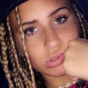 Meet your Posher, Serenaa